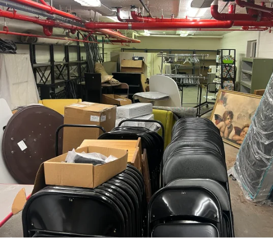 Estate Cleanouts 3 commercial service 684ee111